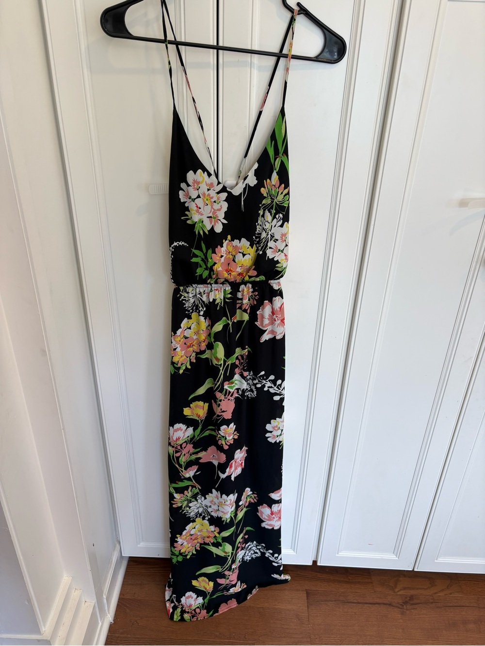Stella Luce Black Floral Maxi Dress with V-Neck